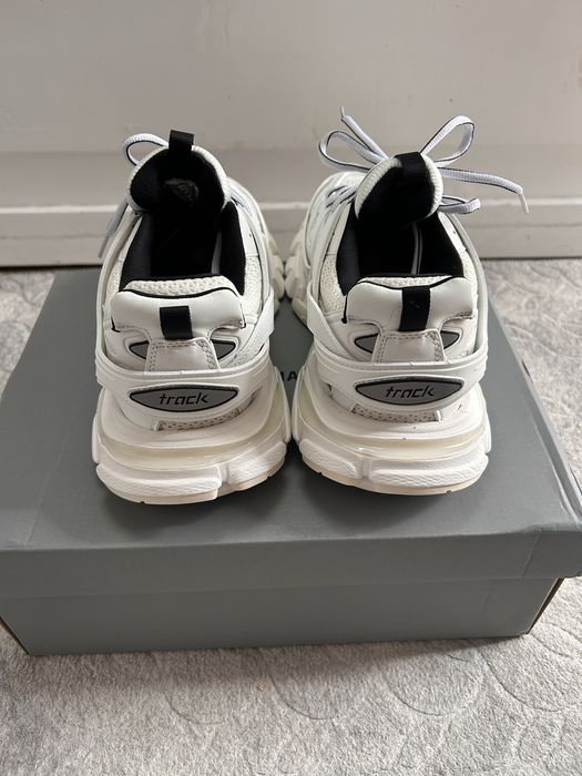 Balenciaga Track marimea 43 NOI
