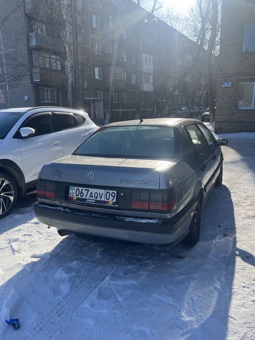 Пассат б3  седан