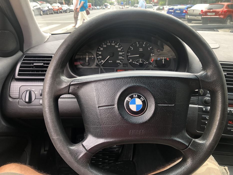 BMW 3 Series 2003 — imagine 5