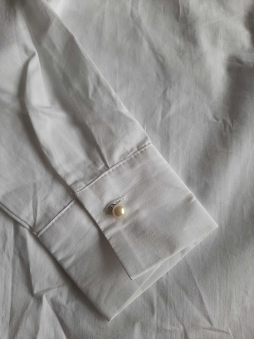 Нова риза на RESERVED