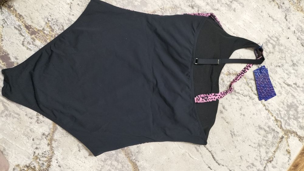 Продам купальник