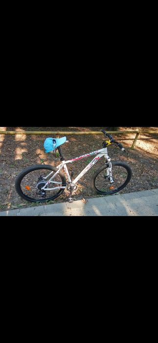 Bicicleta mountain bike