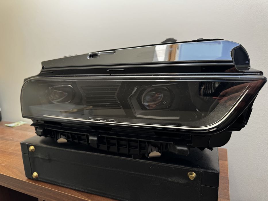 Far bmw seria7 g70/ x7 pasager