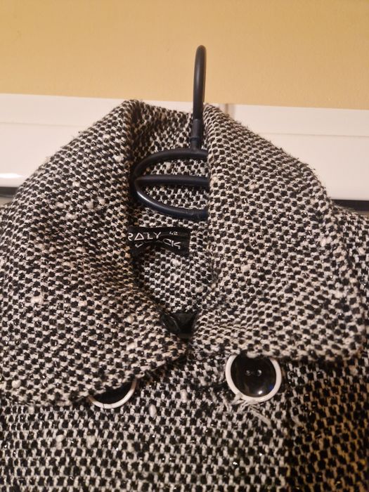 Palton în două culori