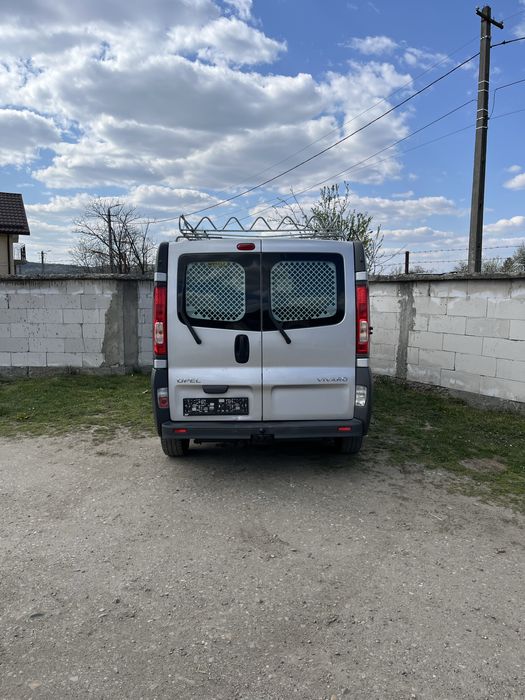 Vand Opel Vivaro 2.0 euro 5