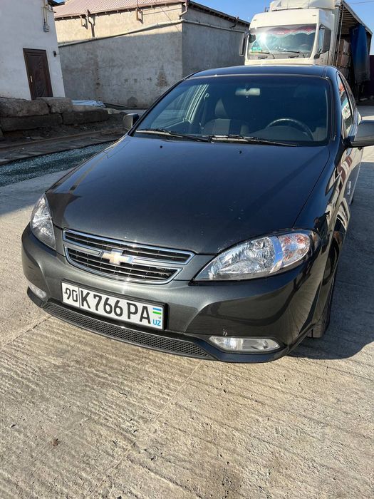 Gentra Avtomat 2021 sotiladi