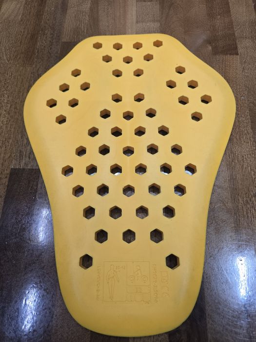 Протектор за гръб CE Level 1 за мото яке