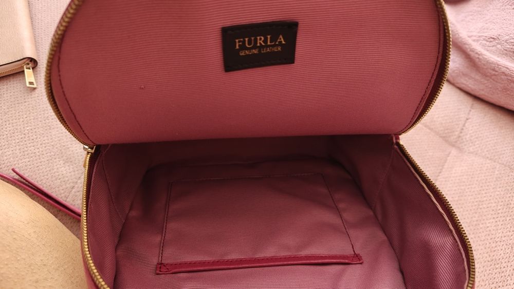 Раница Furla цвят фуксия цикламен