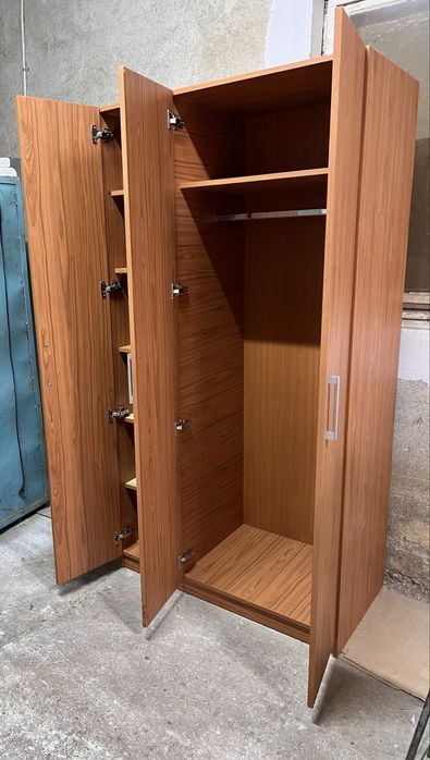 Dulap garderobă NOU făcut la comandă, închidere soft