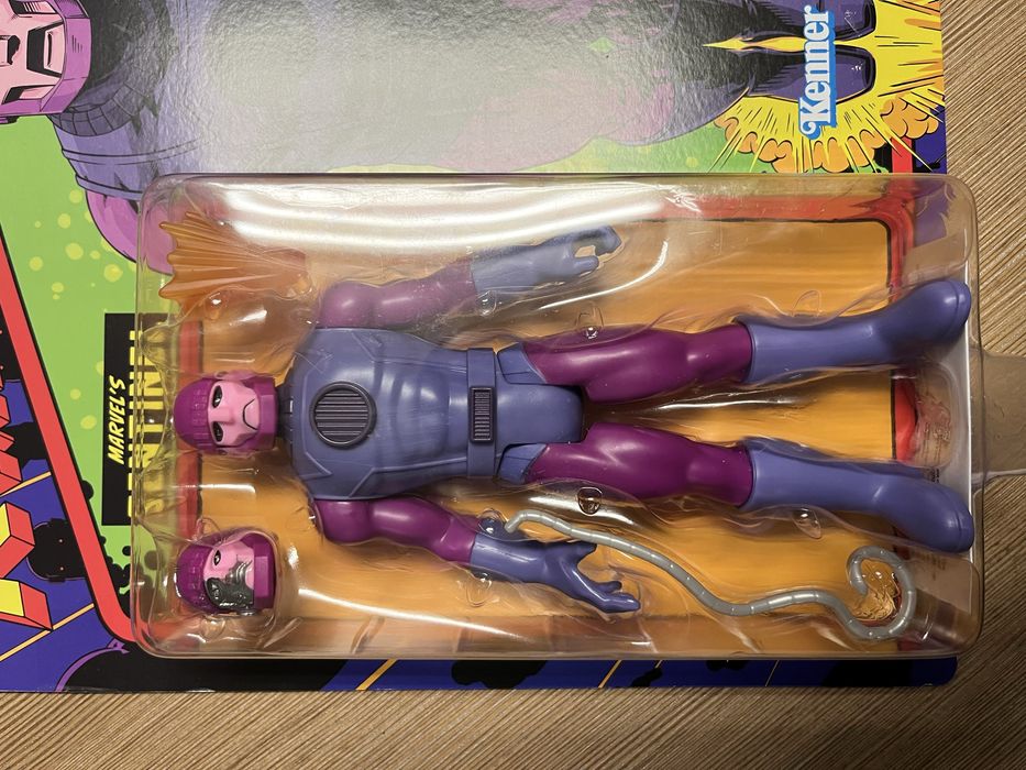 Sentinel Marvel Legends Hasbro/ Сентинел екшън фигура