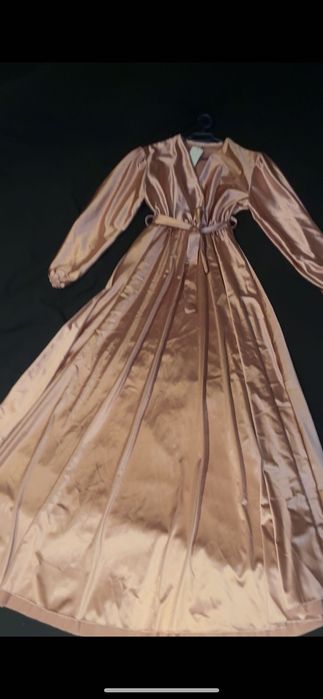 Официална рокля повод