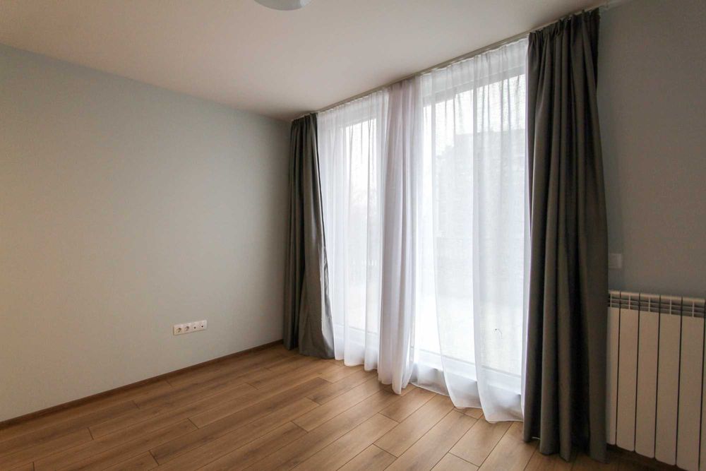 Дава се под наем Тристаен апартамент в София, Оборище - 120 кв.м за 797.64 € - Снимка #9