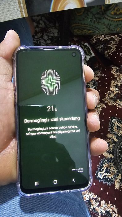 Samsung s 10 e 128 gb xotira 6 gb ram