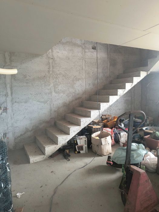 Casă de vânzare isaiia