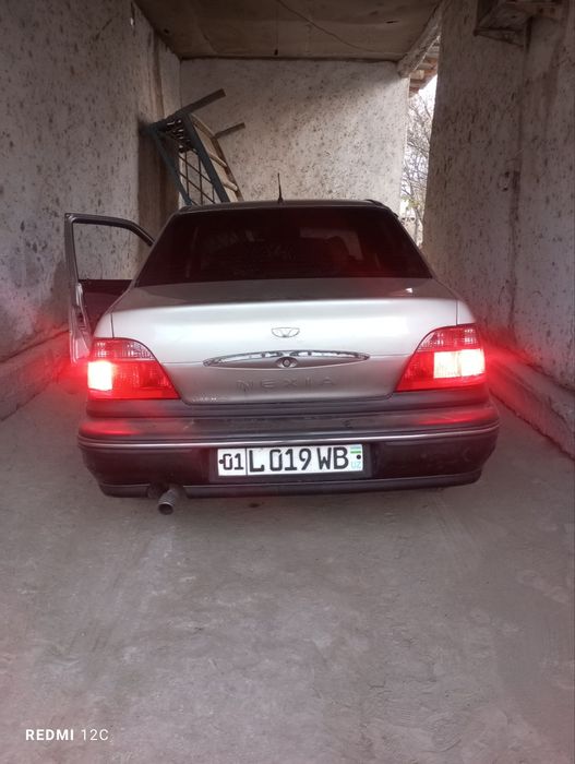 Nexia sotiladi sons 1,5 dvigatel