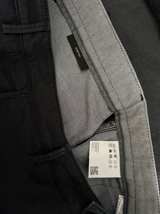 Pantaloni Hugo Boss