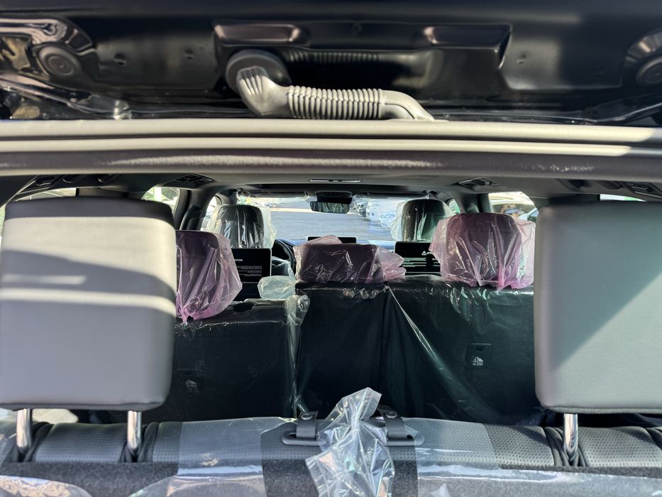 Toyota Land Cruiser 300 talik 2025 yil