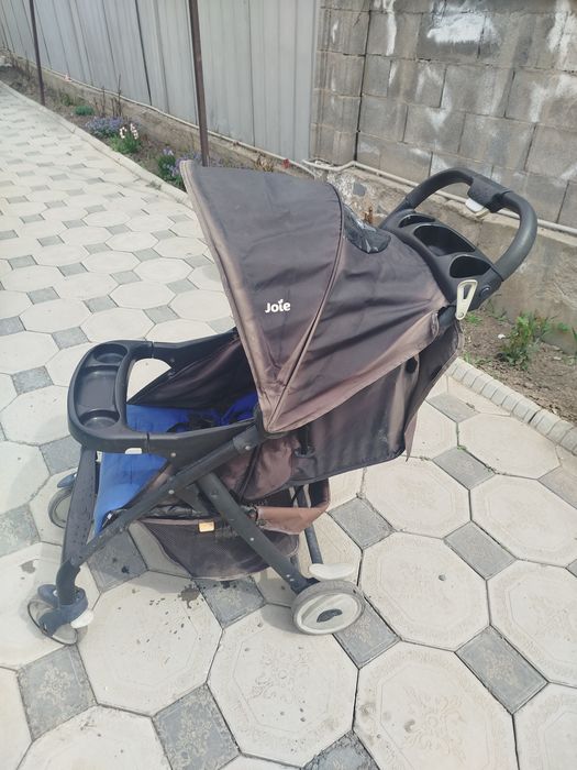 Коляска прогулочная