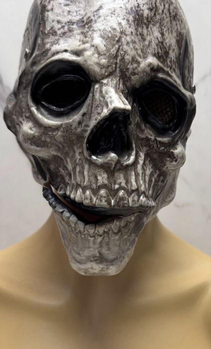 Маска на хэллоуин на праздник