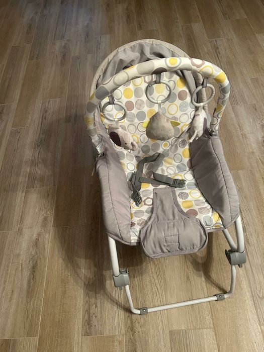 Scaun bebeluș de casă