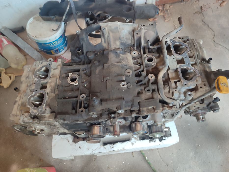 Продам мотор Субарик EJ251