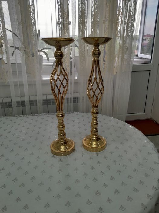 Декоративные подсвечники