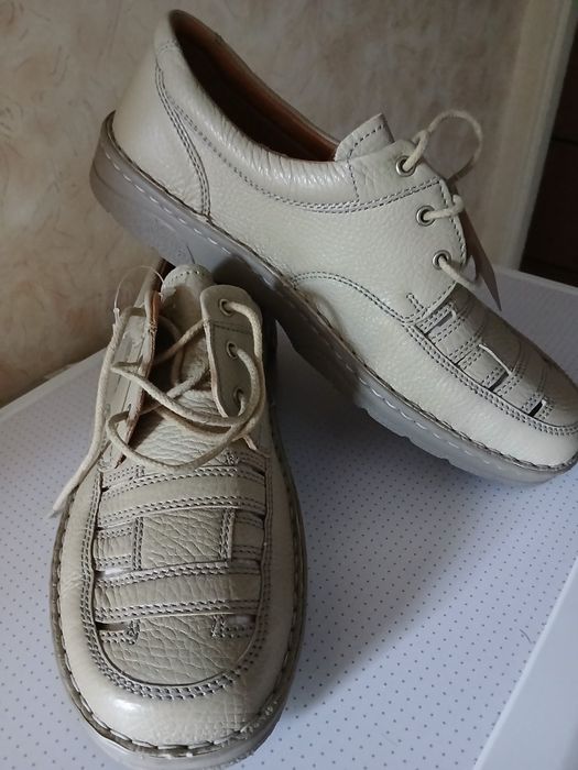 Продам мужские туфли
