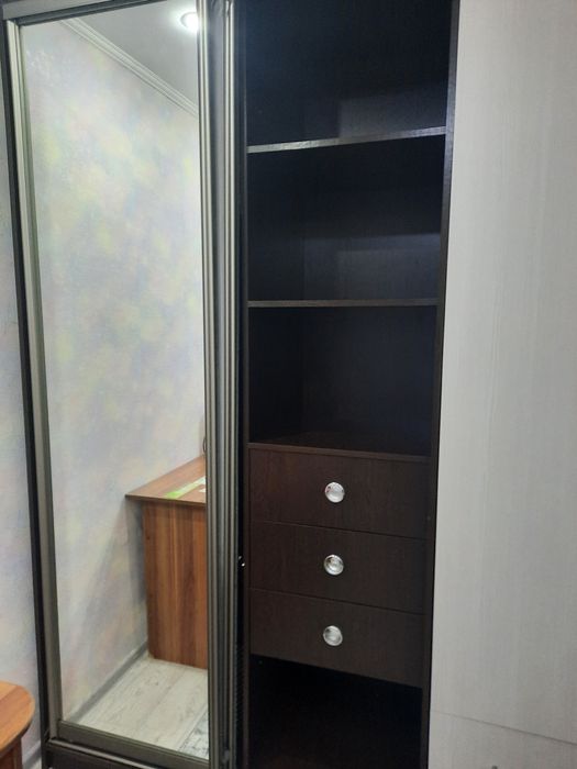 Продам шкаф купе