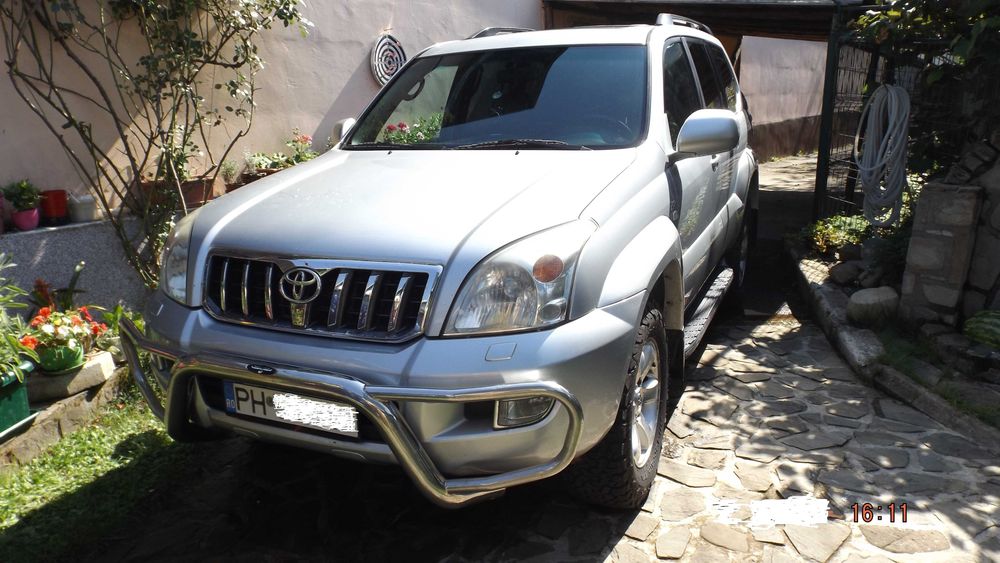 land cruiser cutie automata dotari vip 7 locuri