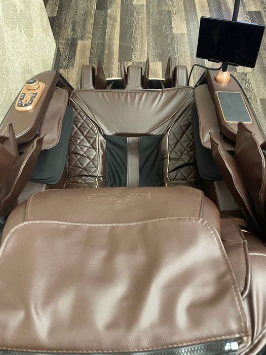 продаётся массажное кресло