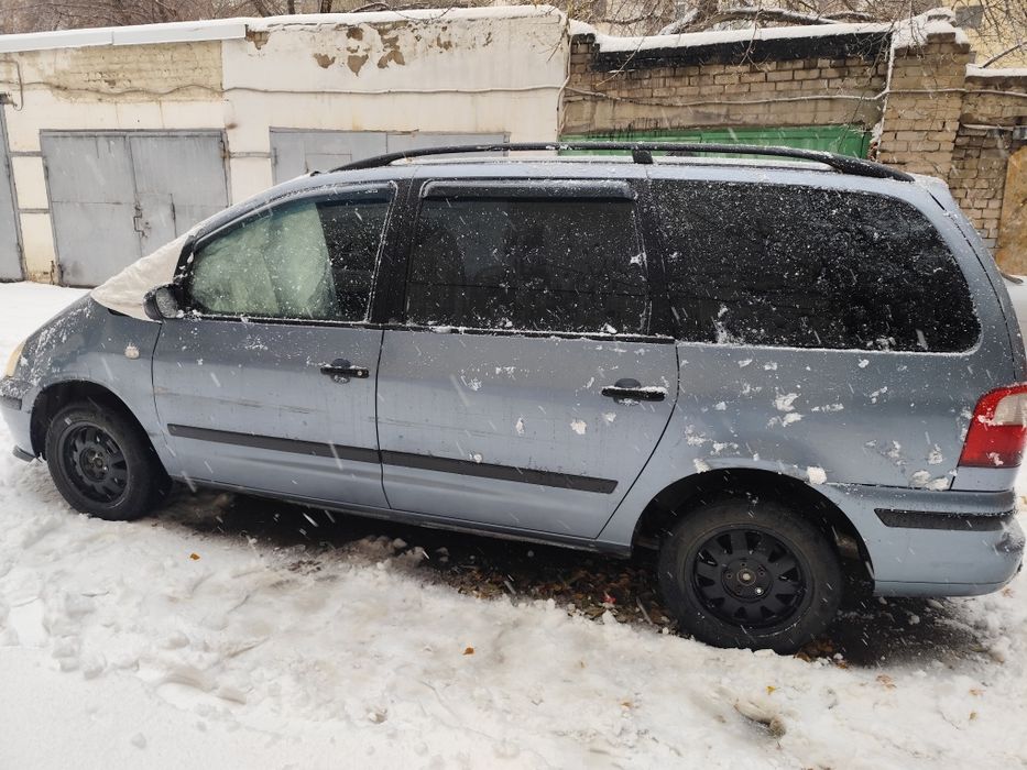 Ford Galaxy минивен 7 мест