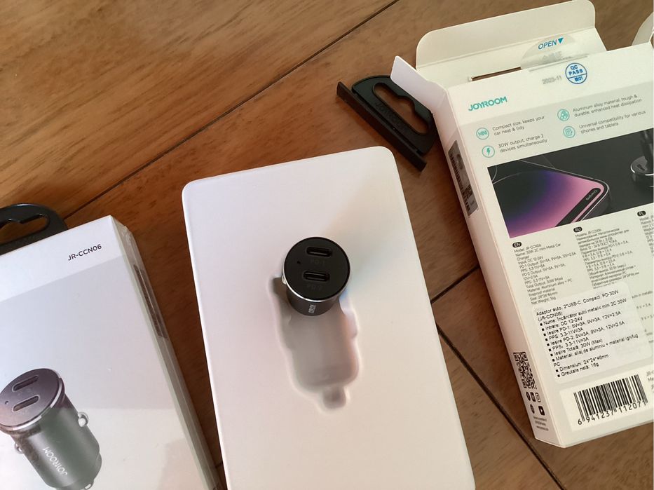 Adaptor auto / incarcator telefon USB tip C.