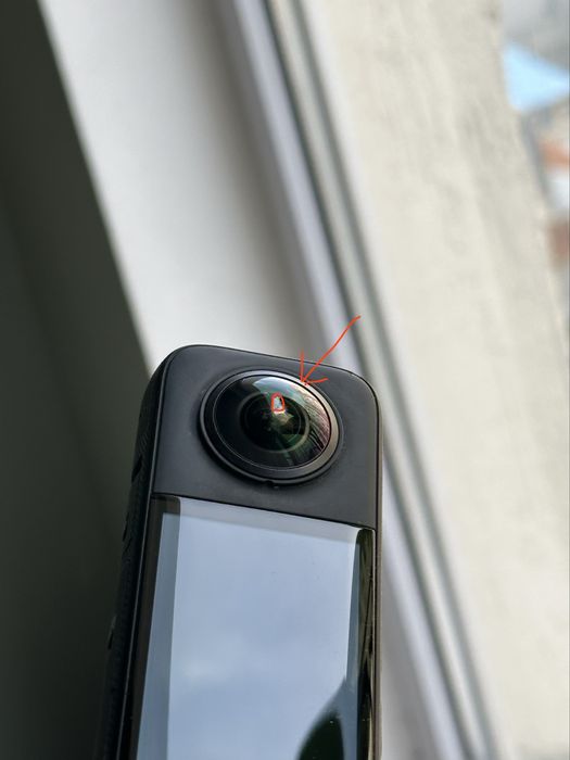 Продам экшн камеру insta360 x3