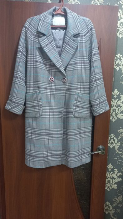 Продам пальто женское