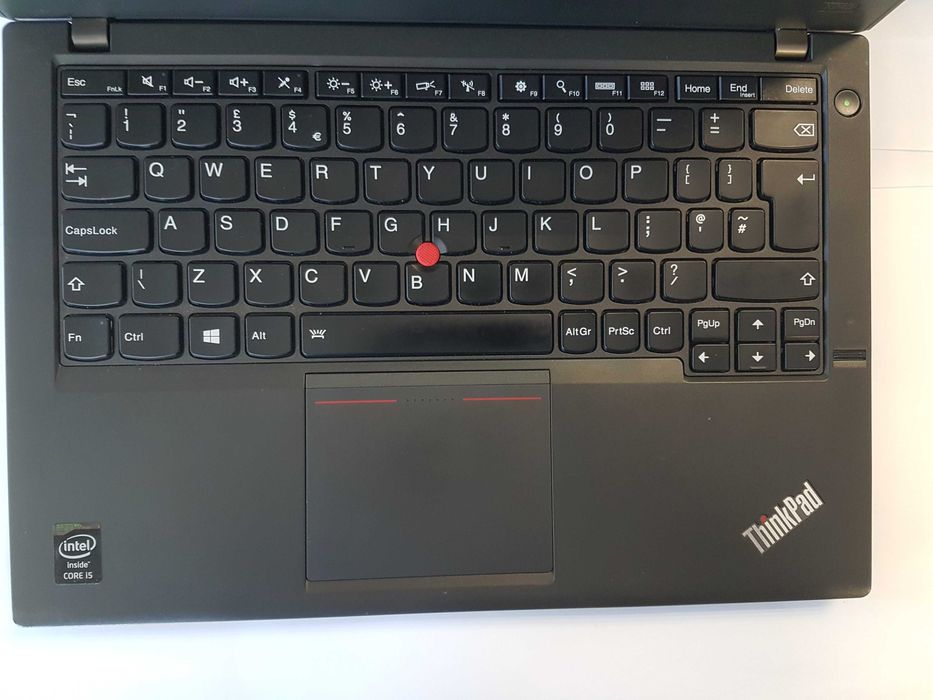 Laptop LENOVO Thinkpad x240, i5,diadnoza auto  300 lei incomplet