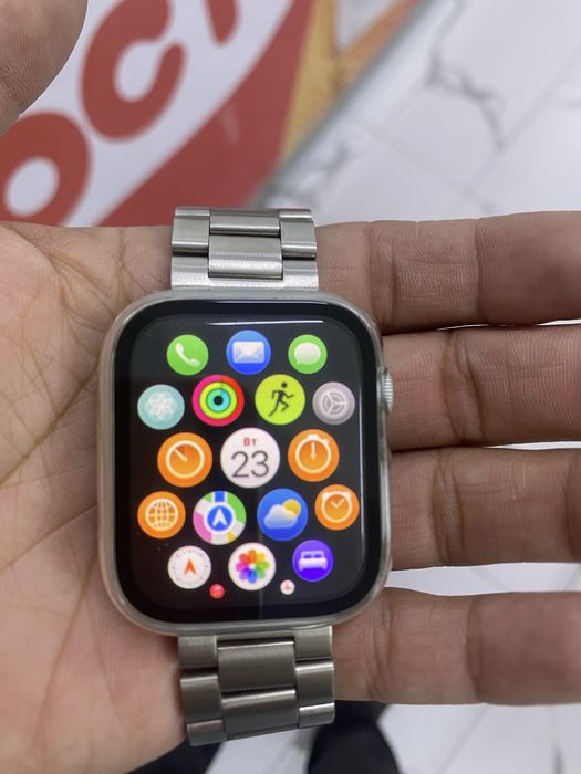Продам смарт часы Apple Watch 9. АКБ 98%