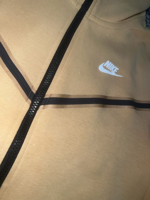nike tech fleece portocaliu