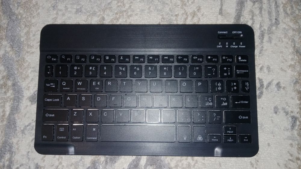 клавиатура Bluetooth