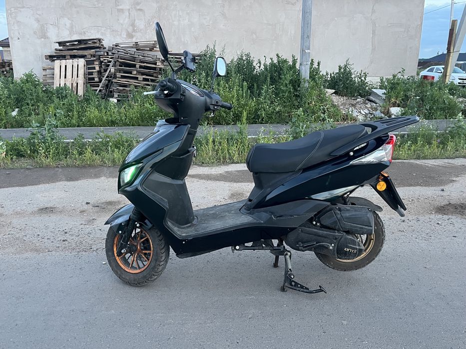 Мопед м8 150сс на учете