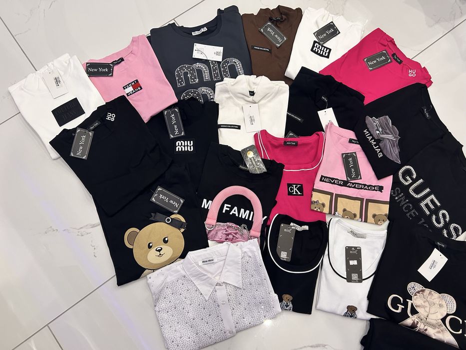 Дамски тениски потници и туники