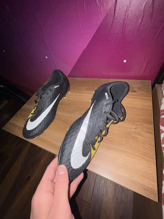 Nike Hypervenom бутонки 44-45