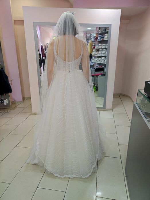 Нова булчинска рокля