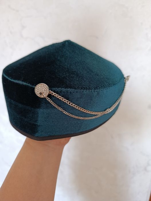 Тюбетейка для девочек с элементами новая