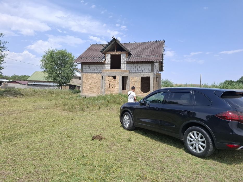 Шұғыл үй сатылады.