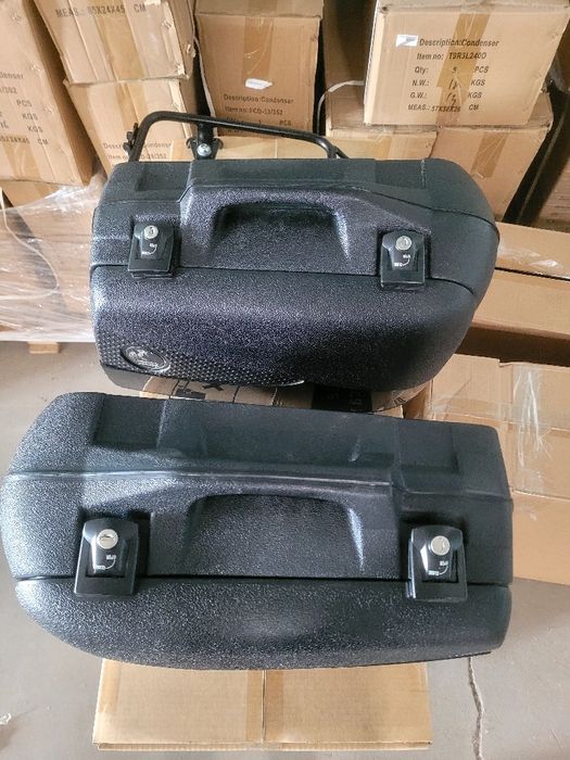 Vand set cutii moto universale Hepco & Becker
