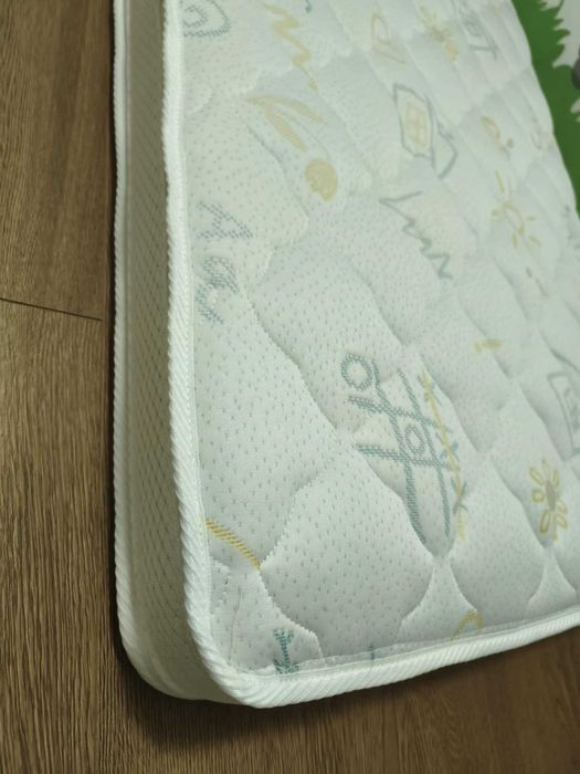 Детски матрак нов - 140x70x10 см