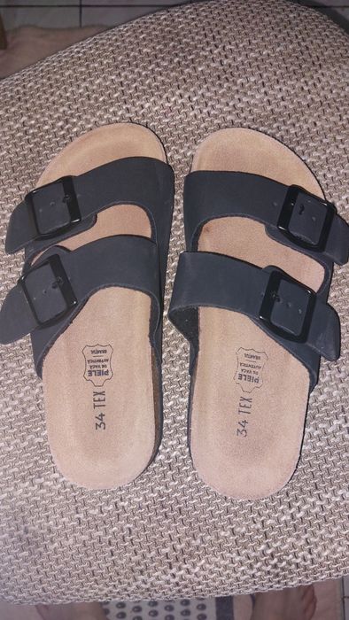 Papuci marimea 34 talpa piele aproape noi