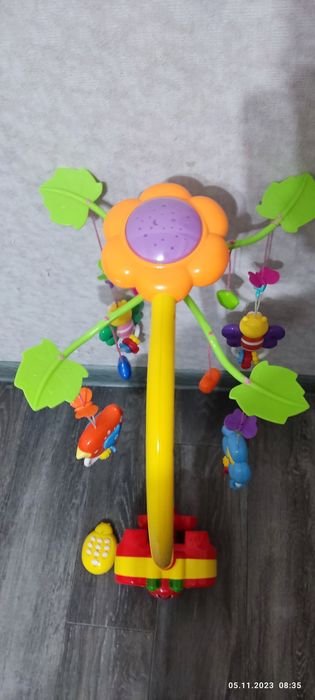 Продам музыкальный мобиль