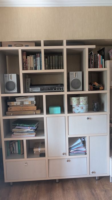 Продам тумбу для телевизора с системой хранения