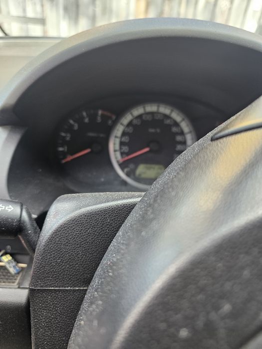 Mazda 5 на части